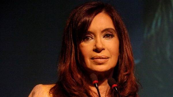 https://laradiodelaciudad.blog/wp-content/uploads/2016/10/Cristina-Fernandez-Kirchner-Presidenta-Argentina_CLAIMA20140903_0169_33.jpg