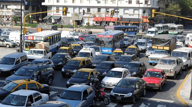 https://laradiodelaciudad.blog/wp-content/uploads/2016/11/REALIZADO-PIQUETEROS-TRANSITO-CENTRO-PORTENO_IECIMA20110928_0087_7.jpg